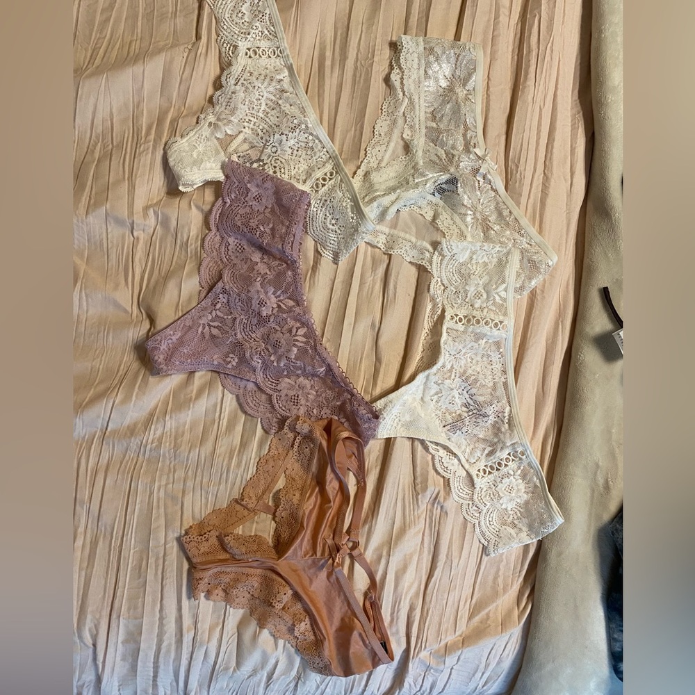 Set of 5 Victoria’s Secret Undies- Never worn!!!